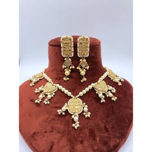 22kt Gold Diamond Necklace